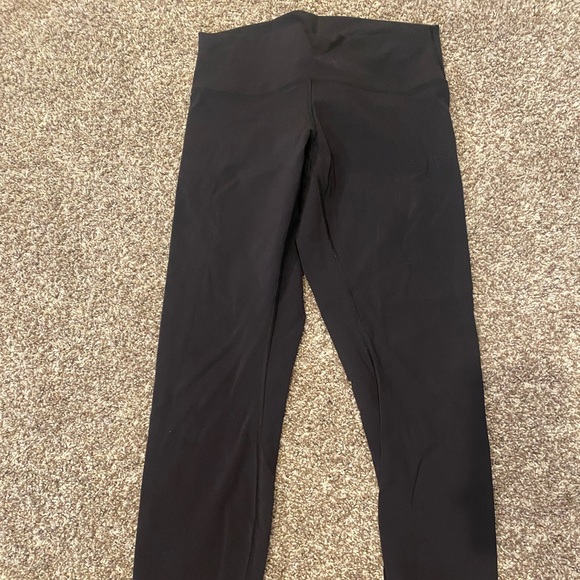 The Staple Black Lululemon Leggings! - Picture 1 of 3